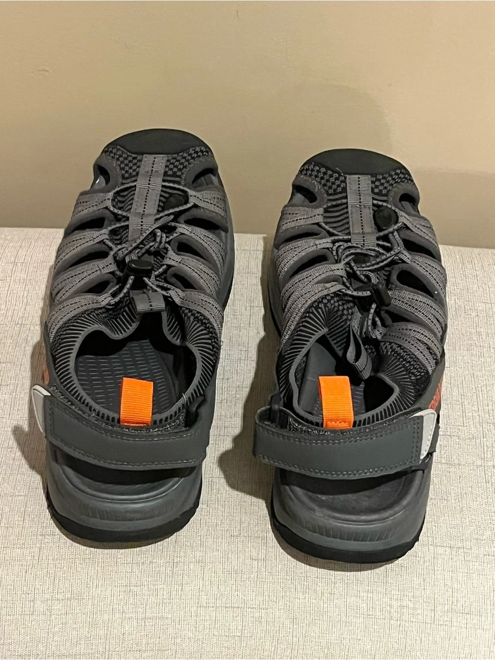 Eddie Bauer secure toe
